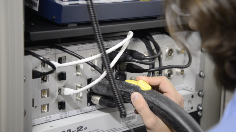 Serverraum Reinigung nach Norm